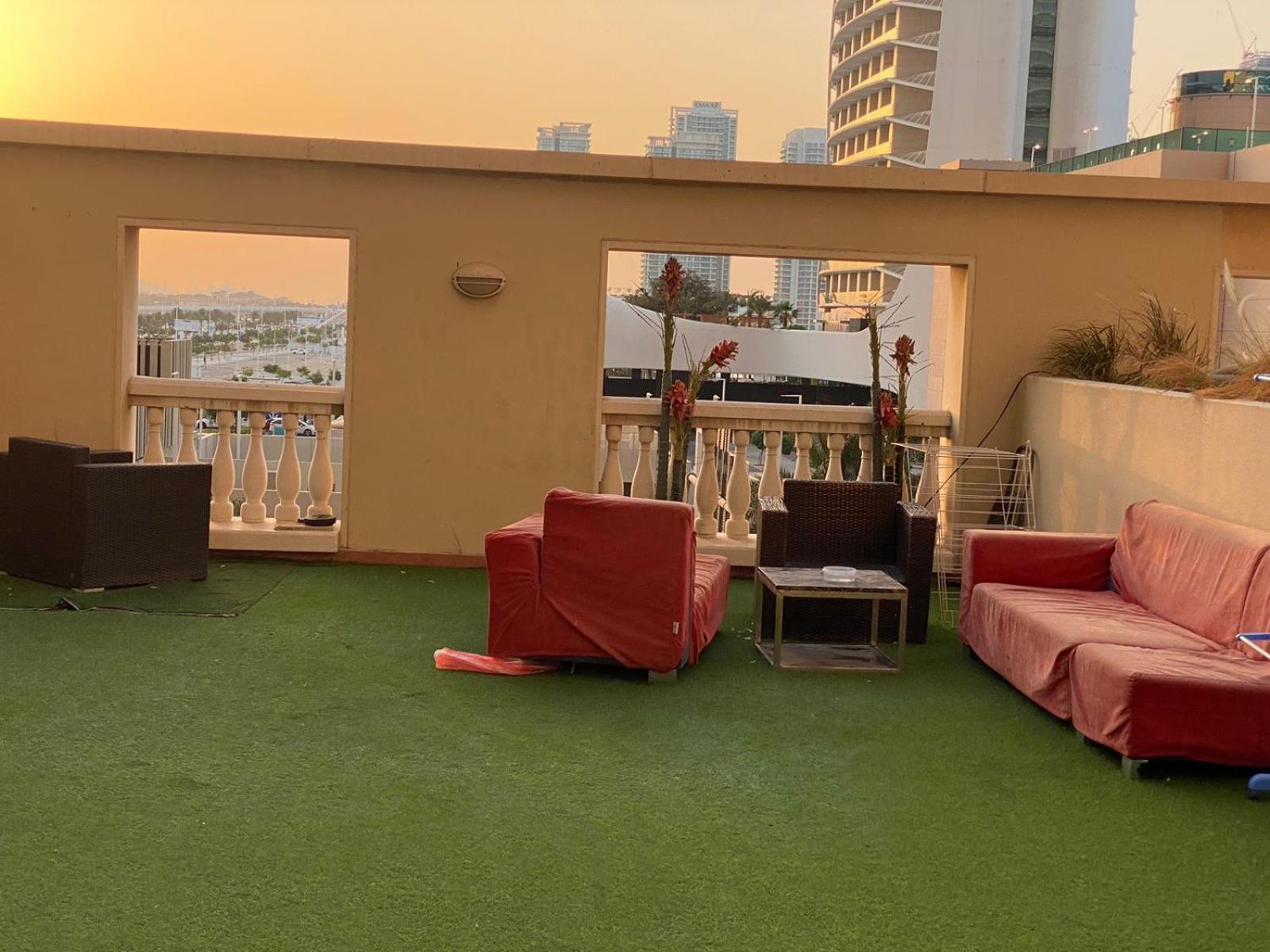 Nice Single Rooms For "Girls" Only In Dubai, Marina Buitenkant foto