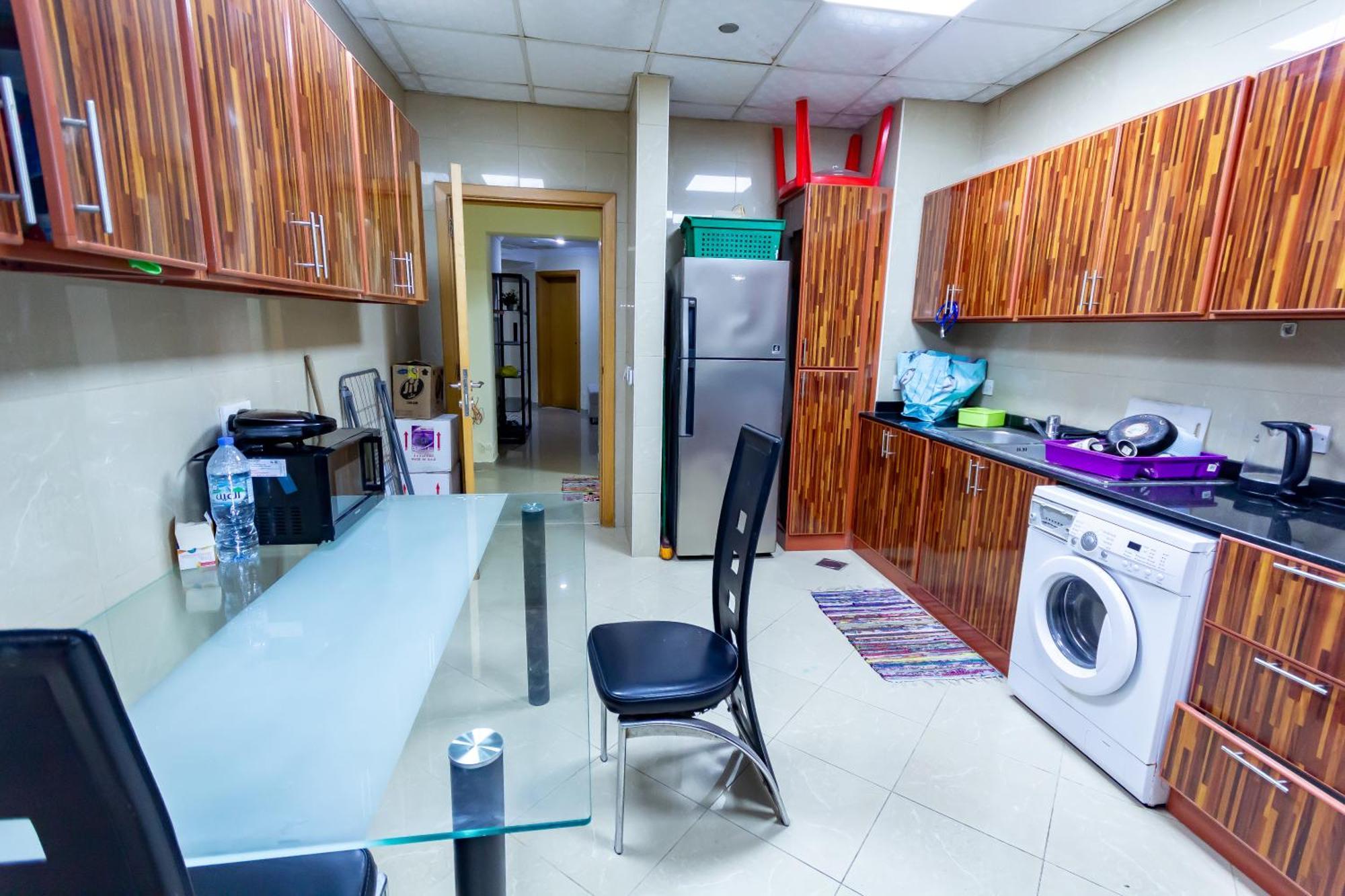 Nice Single Rooms For "Girls" Only In Dubai, Marina Buitenkant foto