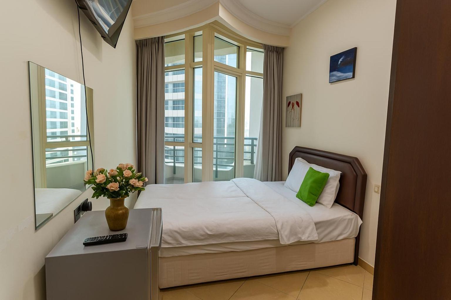 Nice Single Rooms For "Girls" Only In Dubai, Marina Buitenkant foto