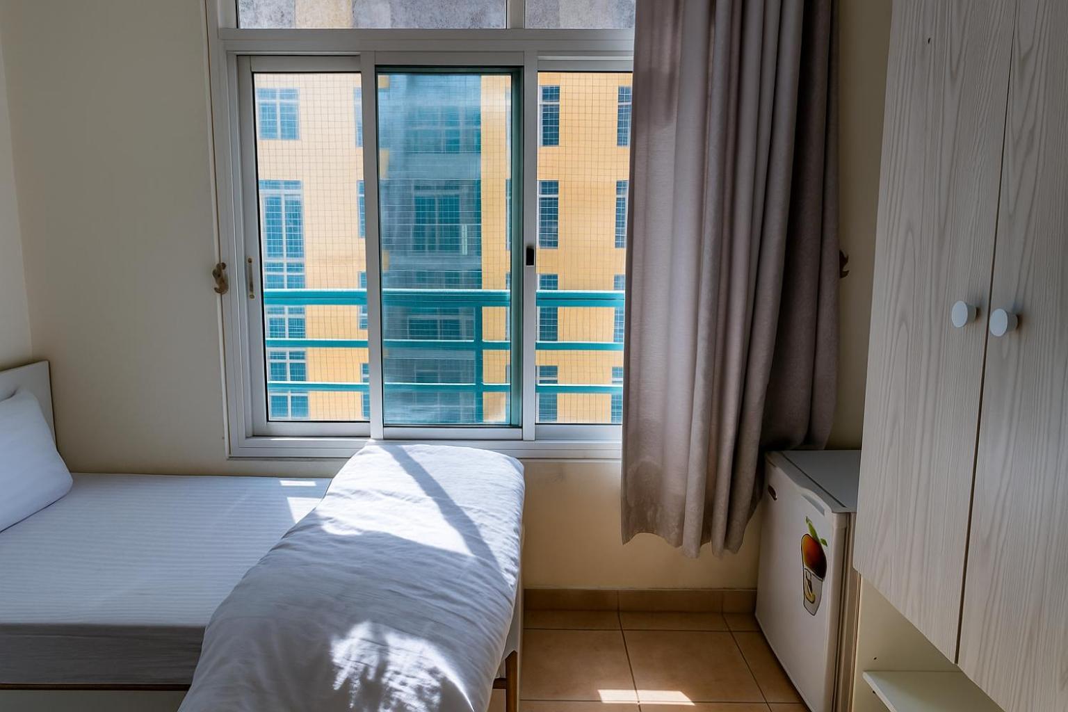 Nice Single Rooms For "Girls" Only In Dubai, Marina Buitenkant foto
