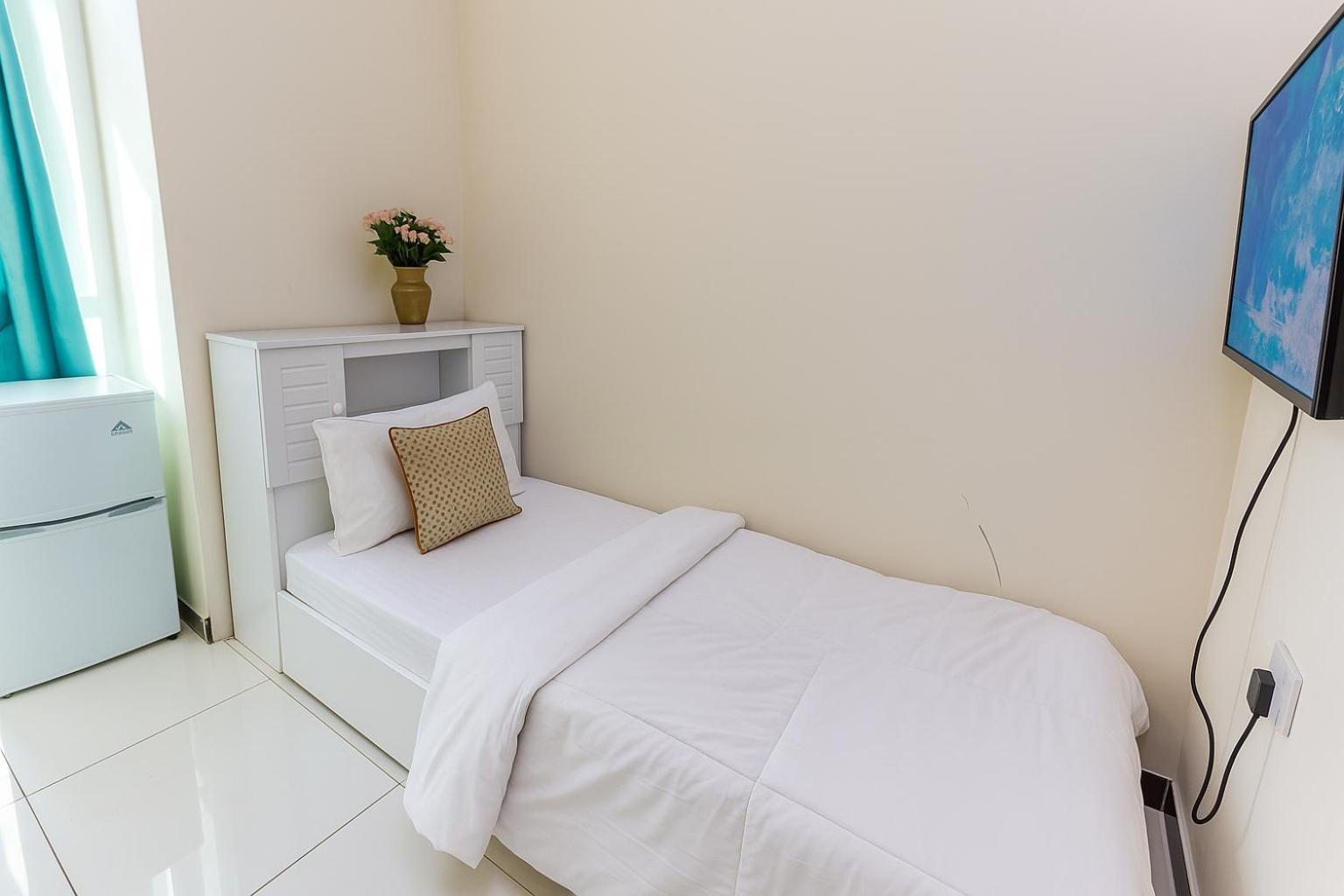 Nice Single Rooms For "Girls" Only In Dubai, Marina Buitenkant foto
