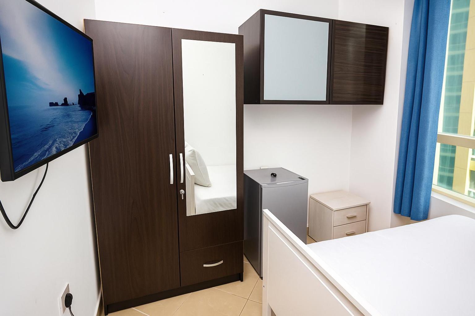 Nice Single Rooms For "Girls" Only In Dubai, Marina Buitenkant foto